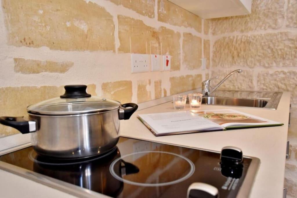 Vallettastay - Lucky Star One Bedroom Apartment 301 Екстериор снимка